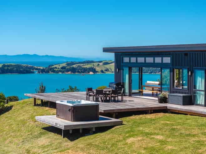 258 Cowes Bay Road, Waiheke Island