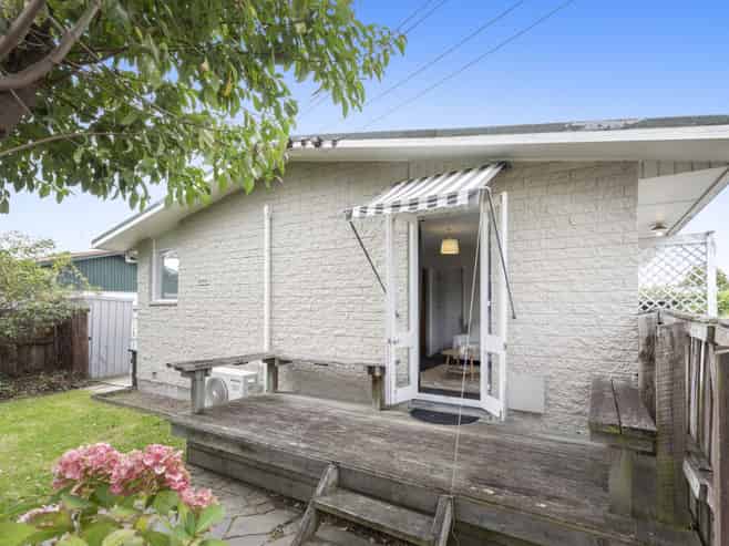 1/32 Kinloch Street, Saint Albans