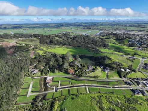  Urumaraki Avenue, Helensville