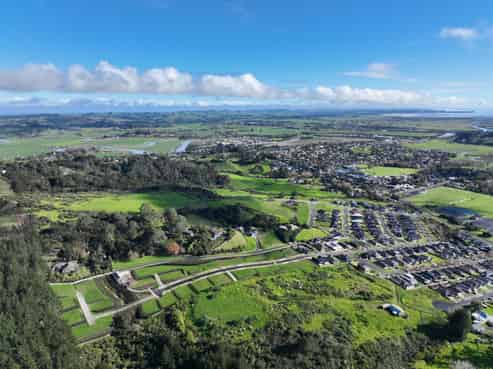  Urumaraki Avenue, Helensville