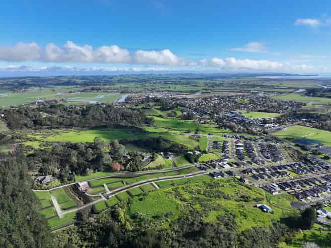  Urumaraki Avenue, Helensville