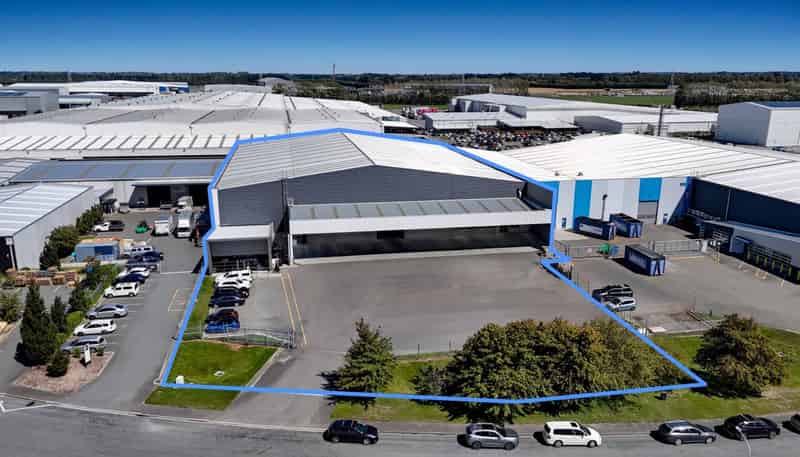 15 Connaught Drive, Islington