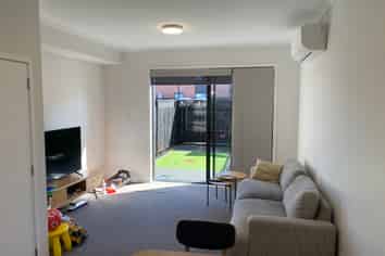 52 Manarini Road, Westgate