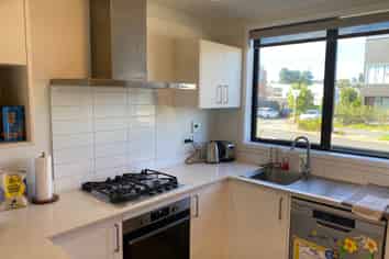 52 Manarini Road, Westgate