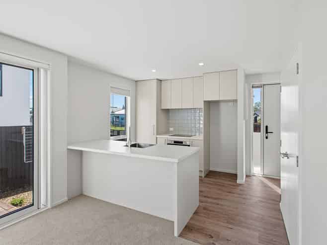 1/36 Wyon Street, Linwood