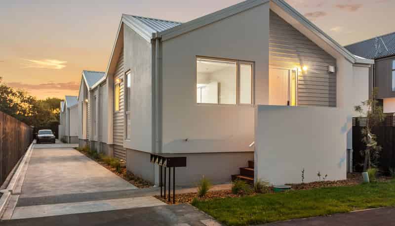 1/36 Wyon Street, Linwood