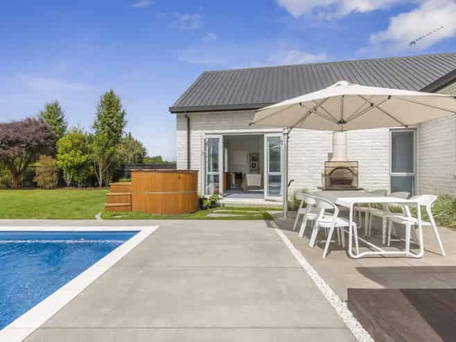 33 Jarrett Terrace, Cambridge