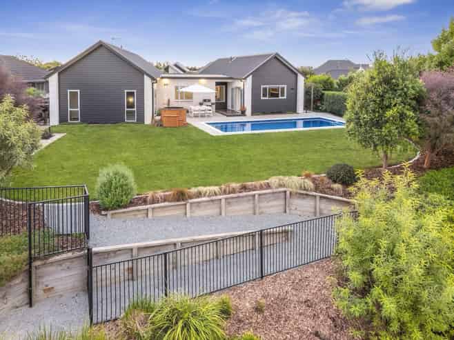 33 Jarrett Terrace, Cambridge