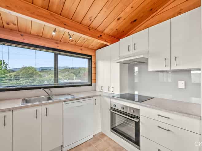 19 Seymour Grove, Kingsley Heights