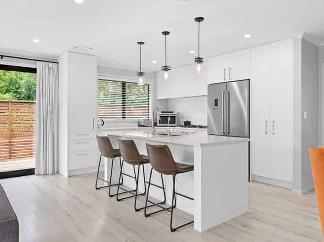 2 Oderings Place, Huntington