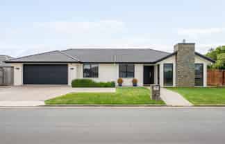 2 Oderings Place, Huntington