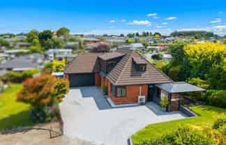 26 Temple Crescent, Gleniti