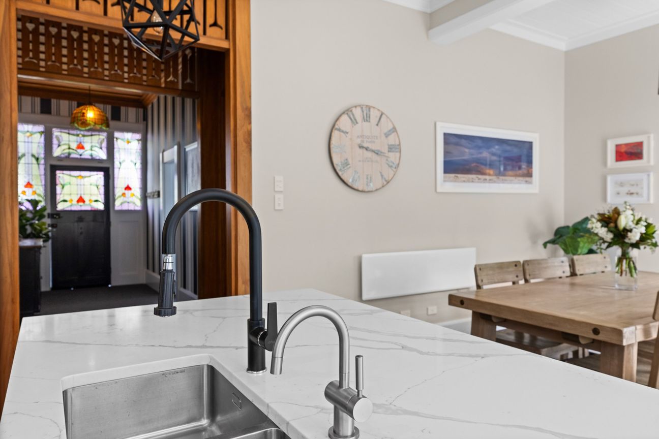 A Rare Opportunity on Bluff Hill - Ansicht 3