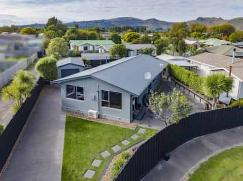 28 Shetland Street, Woolston