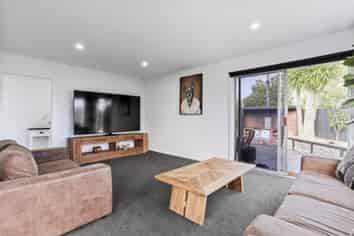 28 Shetland Street, Woolston