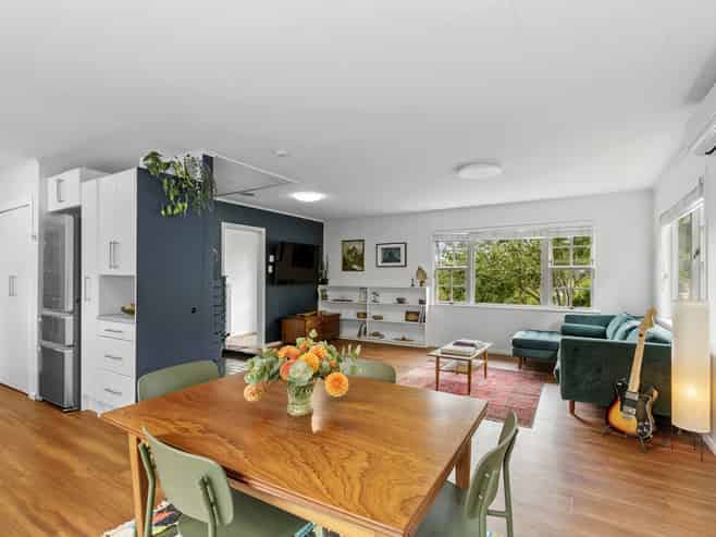 53 Lowry Crescent, Stokes Valley