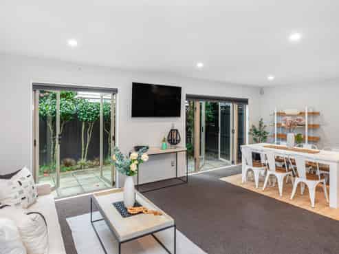 11C Stoneyhurst Street, Saint Albans