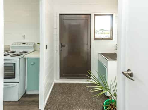 7 Tainui Street, Castlecliff