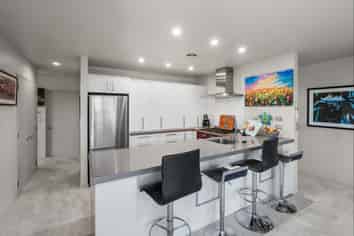 7 Henley Close, Rolleston