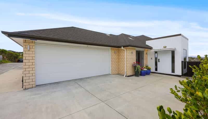85c Lake Panorama Drive, Henderson