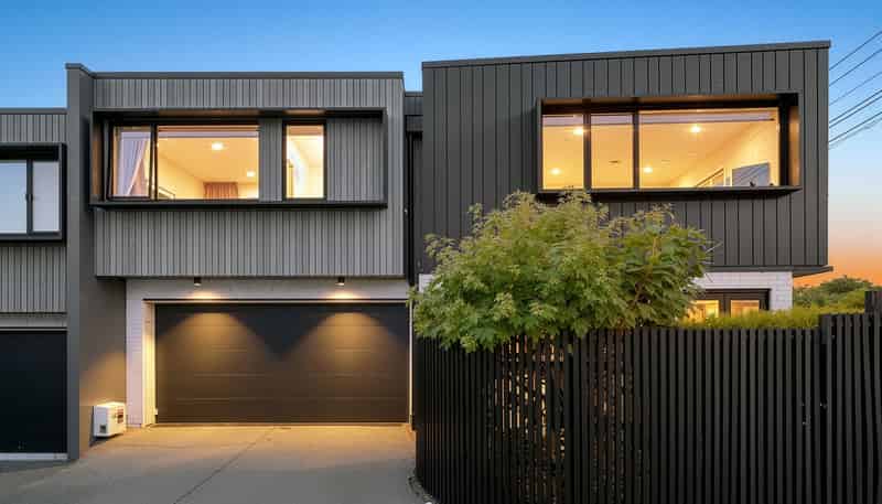 2 Ryanville Lane, St Heliers