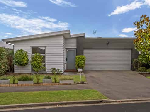 25 Bronco Drive, Aidanfield