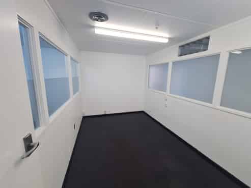 Offices for lease in New Plymouth with carparks