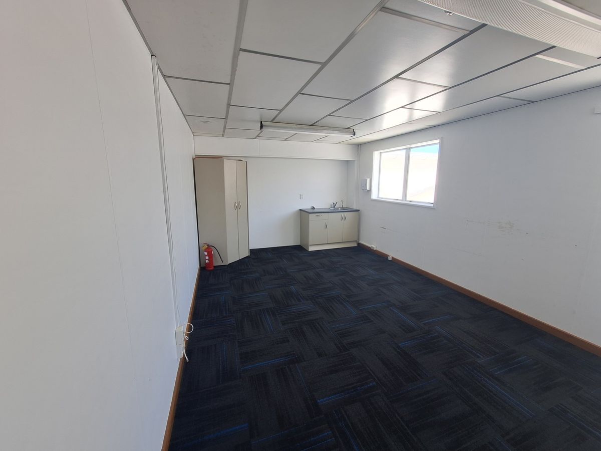 Offices for lease in New Plymouth with carparks - Vista 4