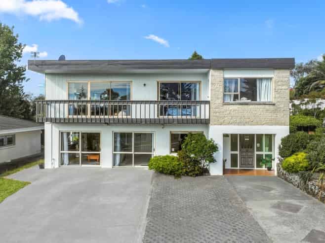 5 Jacaranda Avenue, Beach Haven