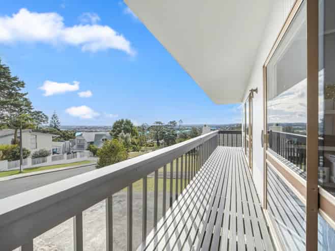 5 Jacaranda Avenue, Beach Haven