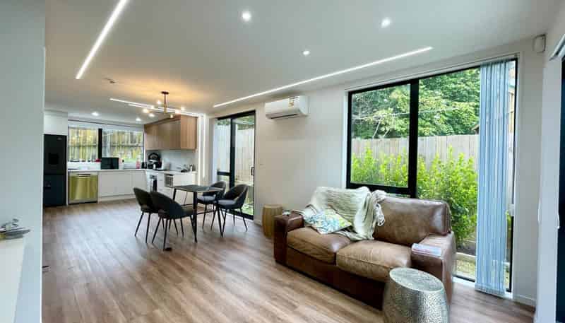 6/7 Broadview Place, Howick