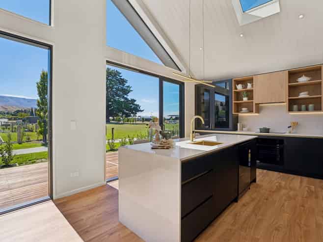 5 Hadley Place, Cromwell