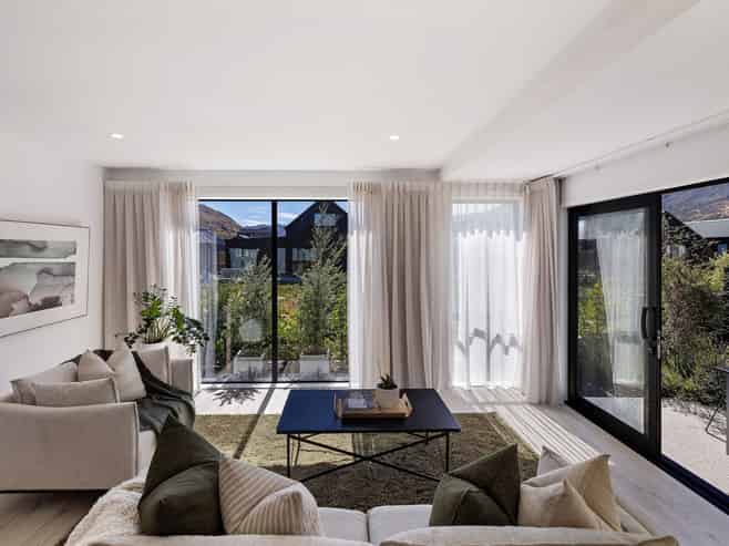 18 Chapman Way, Jacks Point