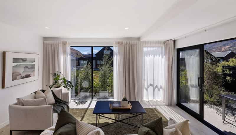 18 Chapman Way, Jacks Point