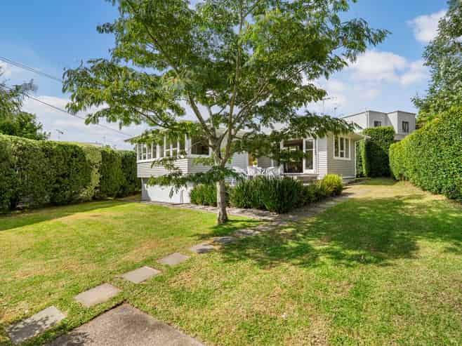 12 Carrs Place, Ellerslie