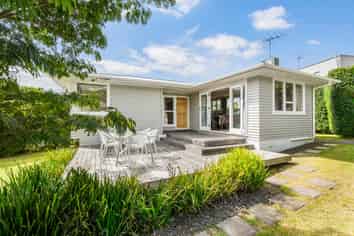 12 Carrs Place, Ellerslie