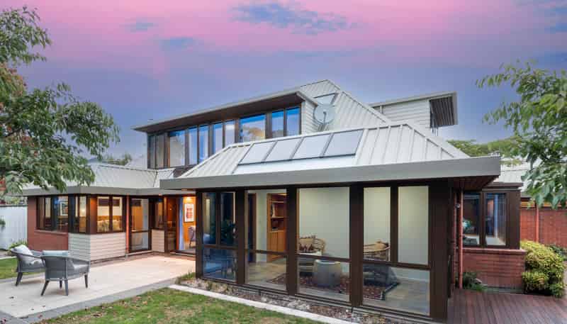 16 Kent Lodge Avenue, Avonhead