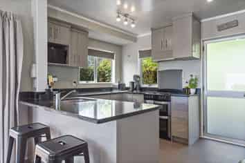 14 Burton Place, Owhata