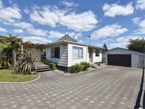 14 Burton Place, Owhata