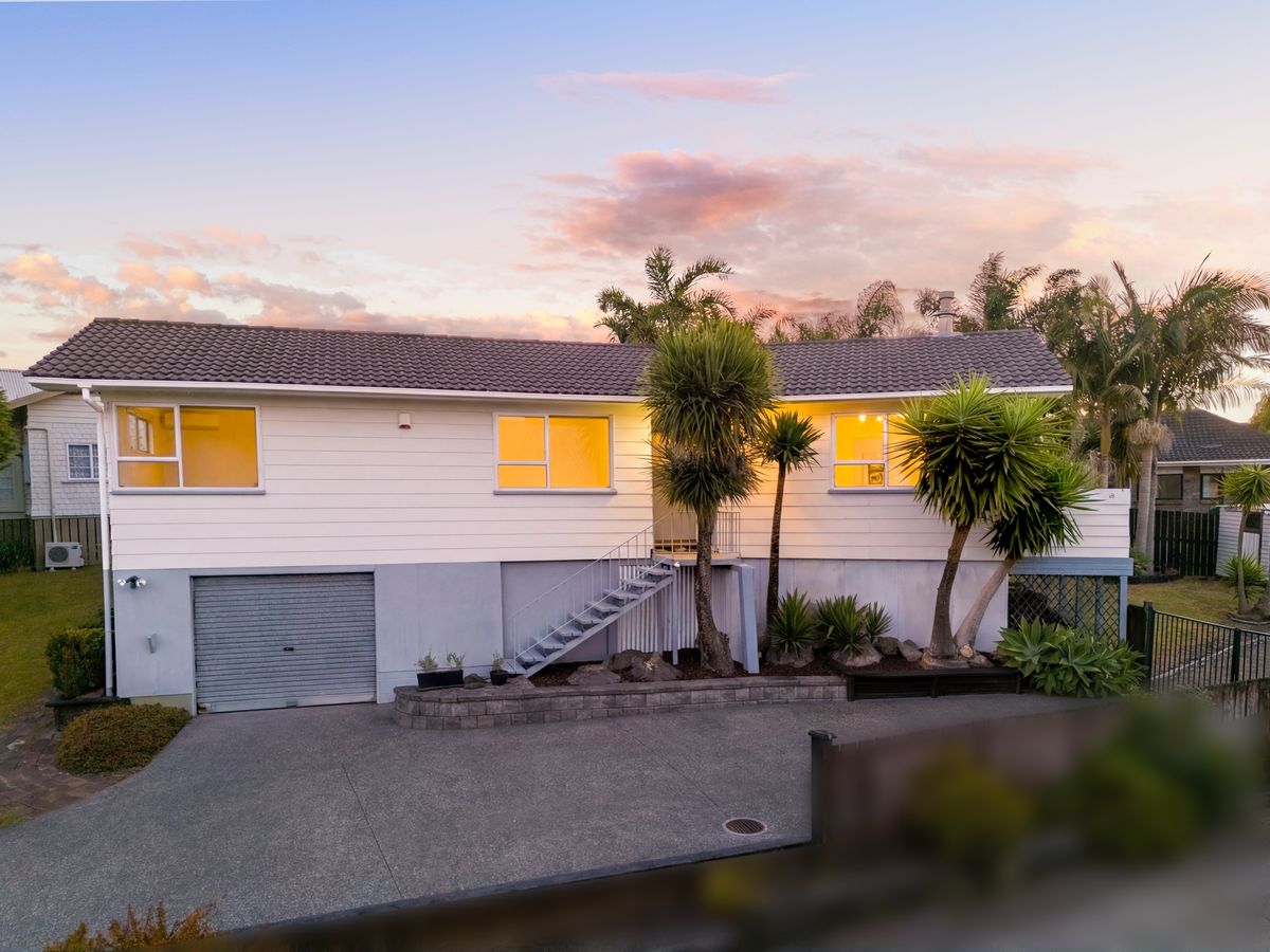 5 McKinley Road, Sunnyvale, Waitakere City, Auckland