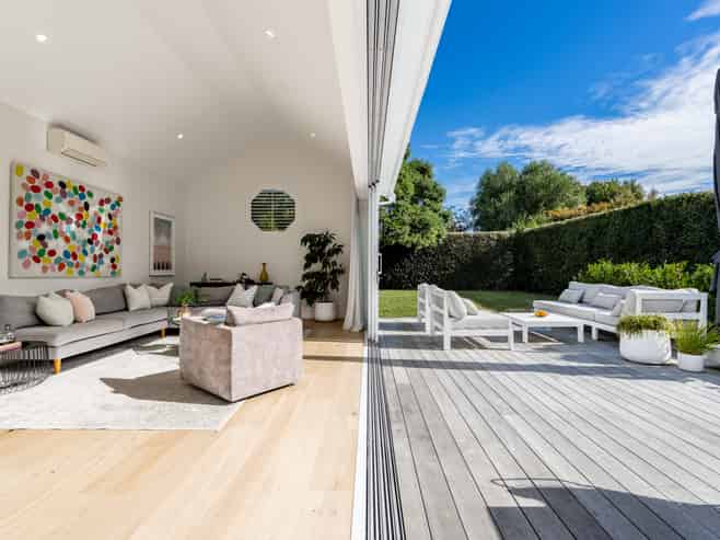 33 Tranmere Road, Sandringham