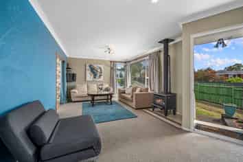 25 Felgrove Street, Glendene