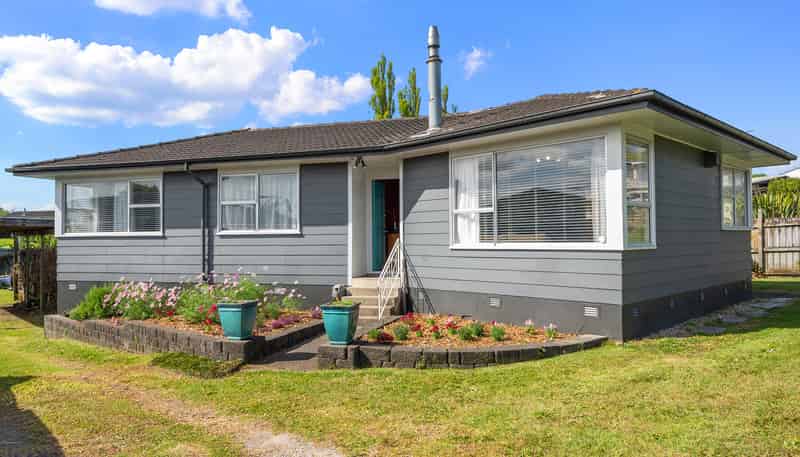 25 Felgrove Street, Glendene