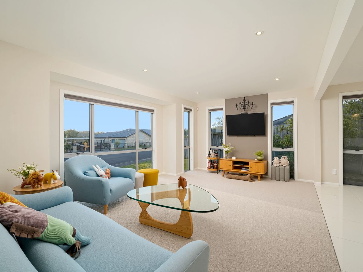 79 Tiriwa Drive, Massey, Waitakere City, Auckland - Photo 3