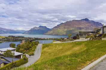 2 Annes Way, Queenstown