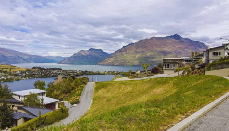 2 Annes Way, Queenstown