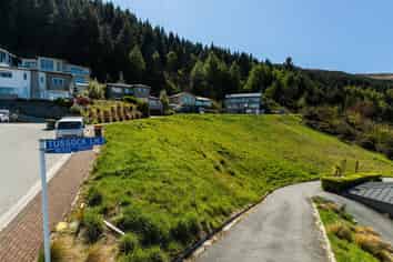 2 Annes Way, Queenstown
