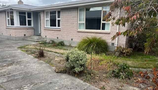 38 Cutts Road , Avonhead