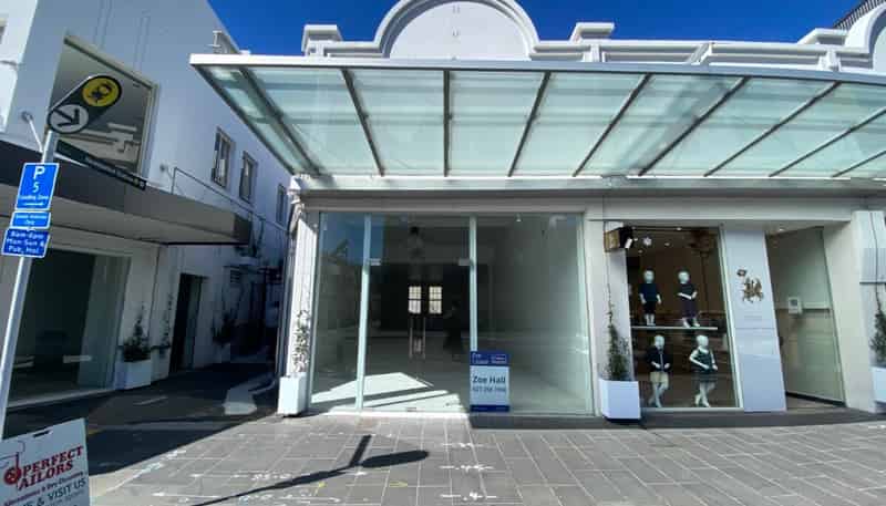 242 Broadway , Newmarket