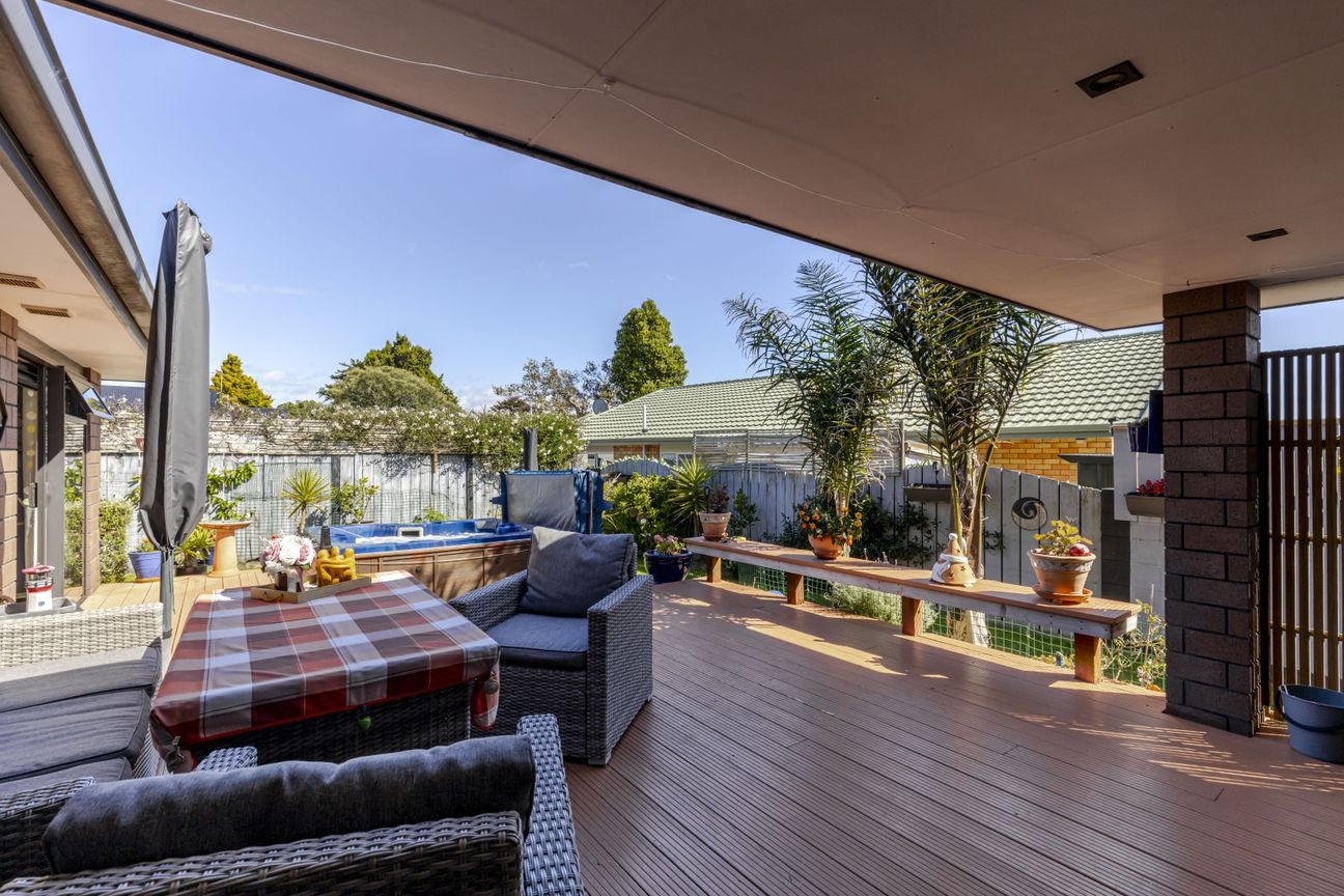 Private and Low Maintenance - Vista 3